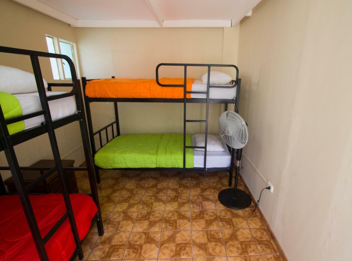 بيت شباب Andes Backpackers ليما المظهر الخارجي الصورة